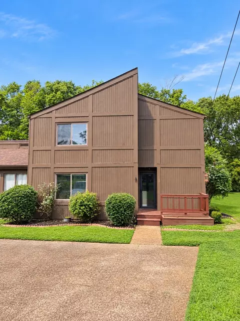 110 Doral Ct, Nashville, TN 37221