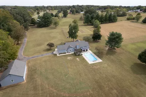 8132 Cairo Bend Rd, Lebanon, TN 37087