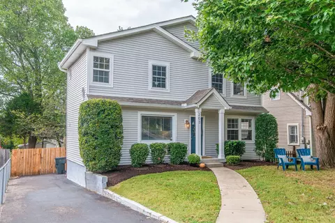 203 53rd Ave N, Nashville, TN 37209