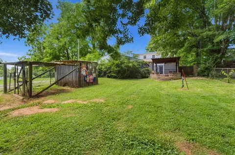 Exterior - 103 Barnwell Ave, Centerville, TN 37033 photo 4 of 5