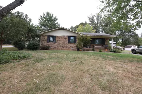 216 Staggs Dr, Portland, TN 37148