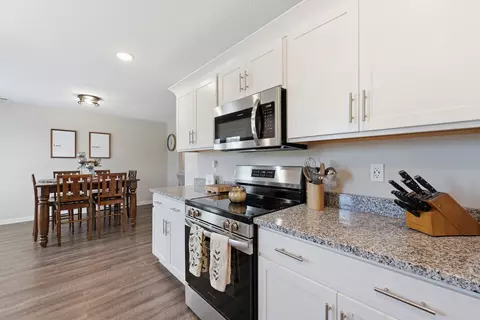 Kitchen - 54 Legacy St, Decherd, TN 37324 photo 2 of 3