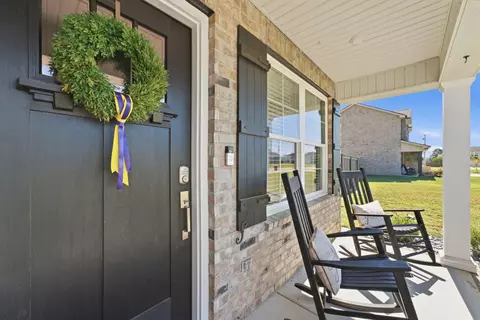 Exterior - 54 Legacy St, Decherd, TN 37324 photo 2 of 5