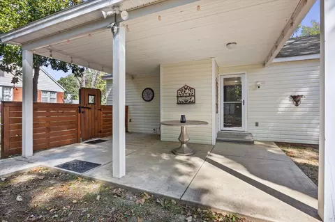Exterior - 715 Maple St, Covington, TN 38019 photo 5 of 8