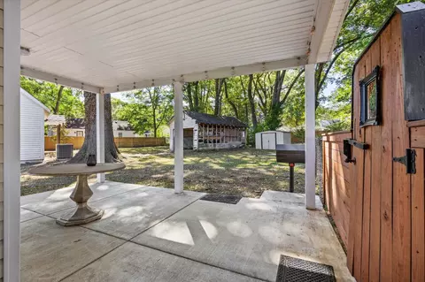 Exterior - 715 Maple St, Covington, TN 38019 photo 3 of 8