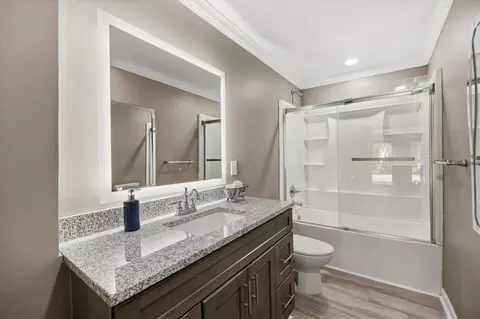 Bath - 715 Maple St, Covington, TN 38019 photo 1 of 2