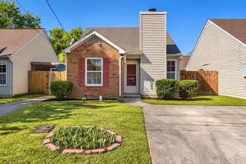 1137 Alandee St, Nashville, TN 37214