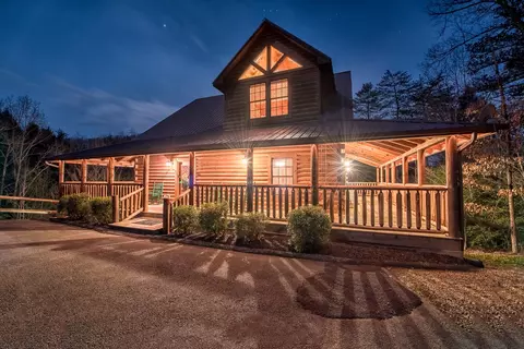 1645 Majestic Oak Way, Sevierville, TN 37876