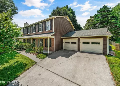 11033 Center Cross Dr, Knoxville, TN 37934