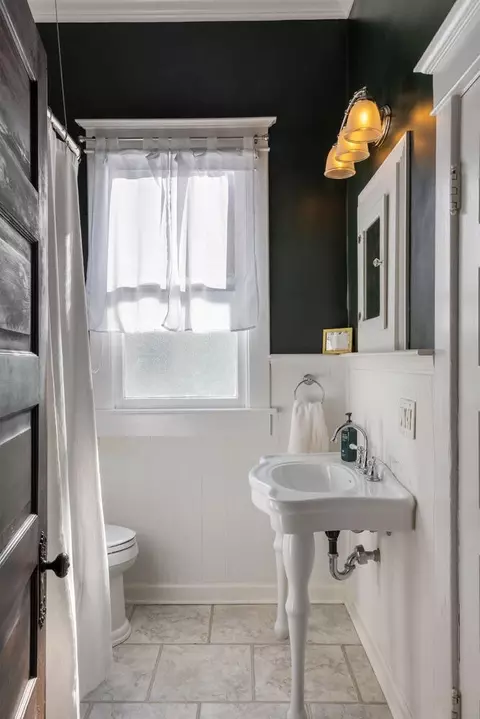 Bath - 2000 E 14th St, Chattanooga, TN 37404 photo 1 of 3