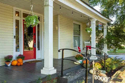 Exterior - 2000 E 14th St, Chattanooga, TN 37404 photo 5 of 11