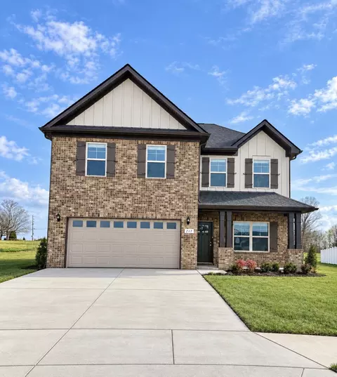 1341 Amber Hills Dr, Ashland City, TN 37015