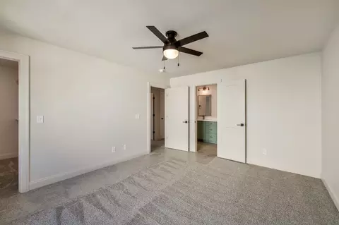 Bedroom - 5548 Sinclair St, Murfreesboro, TN 37127 photo 10 of 13