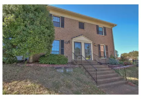 5778 Stone Brook Dr, Brentwood, TN 37027