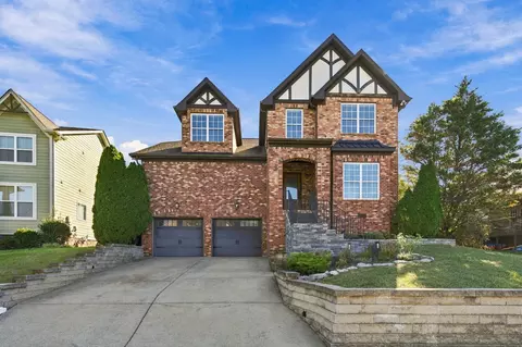 605 Nevins Pl, Nolensville, TN 37135