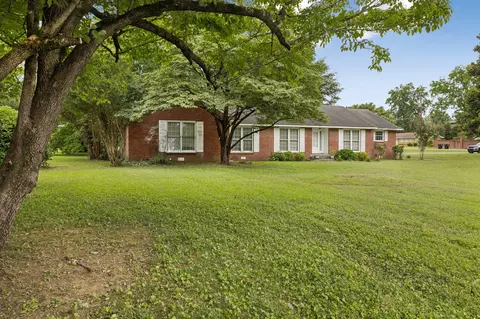 Exterior - 1700 E Main St, Murfreesboro, TN 37130 photo 4 of 10