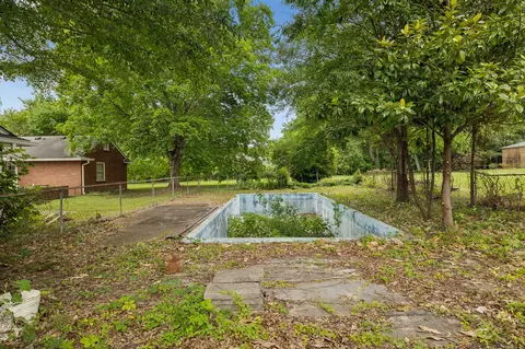 Exterior - 1700 E Main St, Murfreesboro, TN 37130 photo 6 of 10