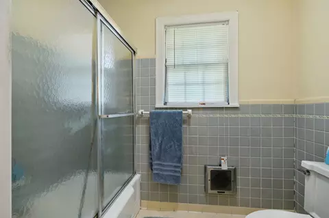 Bath - 1700 E Main St, Murfreesboro, TN 37130 photo 2 of 3