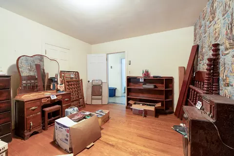 Bedroom - 1700 E Main St, Murfreesboro, TN 37130 photo 4 of 6
