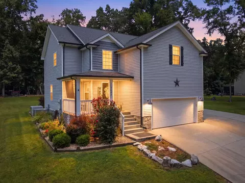2665 Mockingbird Hill Rd, Palmyra, TN 37142