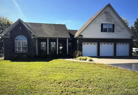 10 Skye Ln, Kelso, TN 37348