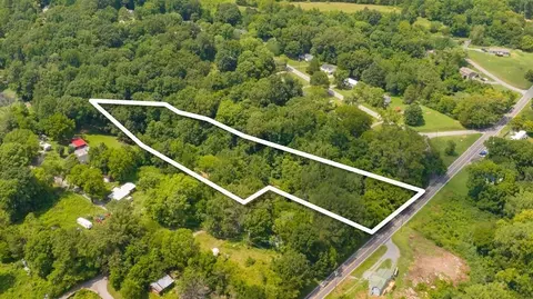1560 River Rd, Clarksville, TN 37040