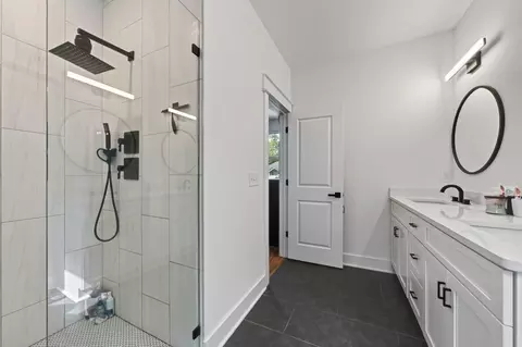Bath - 809 Ruby Way, White Bluff, TN 37187 photo 2 of 5