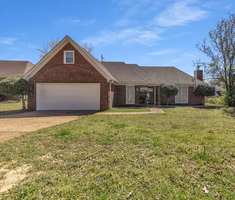 7279 Schilling Cv, Memphis, TN 38125