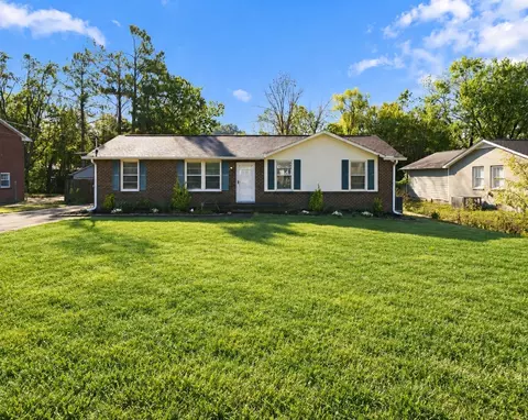 230 New Sawyer Brown Rd, Nashville, TN 37221