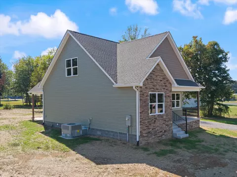 Exterior - 4527 Corbin Sneed Rd, Springfield, TN 37172 photo 2 of 3