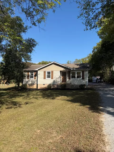 7410 Panther Creek Rd, Christiana, TN 37037