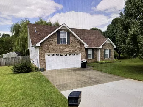 3358 Brownsville Rd, Clarksville, TN 37043