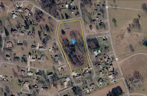 835 Greenwood Dr, Mcminnville, TN 37110