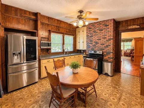 525 Hedgewood Dr, Chattanooga, TN 37405