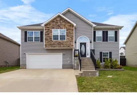 1391 Freedom Dr, Clarksville, TN 37042