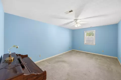 Bedroom - 2131 Luray Rd, Huron, TN 38345 photo 5 of 6