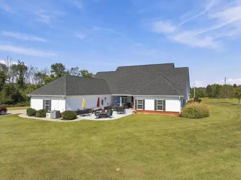 Exterior - 417 Twin Cedars Rd, Rock Spring, GA 30739 photo 13 of 15