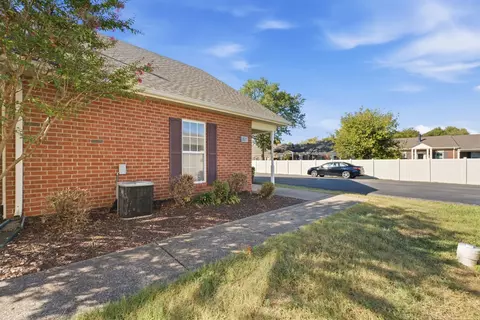 Exterior - 867 E Northfield Blvd, Murfreesboro, TN 37130 photo 1 of 4