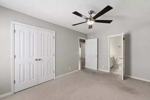 Bedroom - 867 E Northfield Blvd, Murfreesboro, TN 37130 photo 2 of 5
