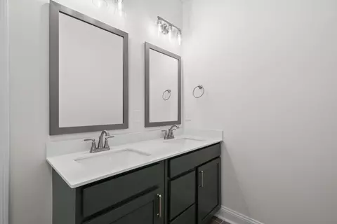 Bath - 1 Rustic Pnes, Dover, TN 37058 photo 1 of 2
