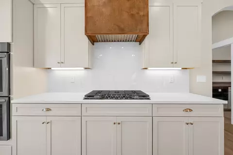 Kitchen - 39 Rustic Pnes, Dover, TN 37058 photo 2 of 3