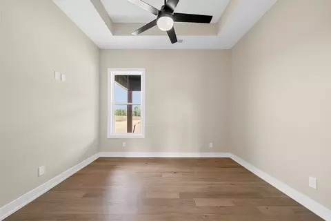 Bedroom - 39 Rustic Pnes, Dover, TN 37058 photo 2 of 2