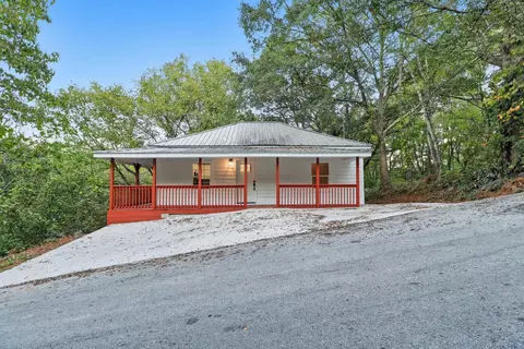 23 Fortune St, La Fayette, GA 30728
