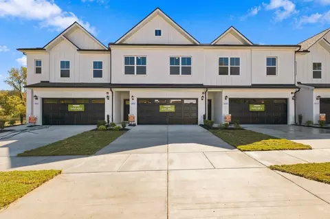 709 Shreve Dr, Gallatin, TN 37066