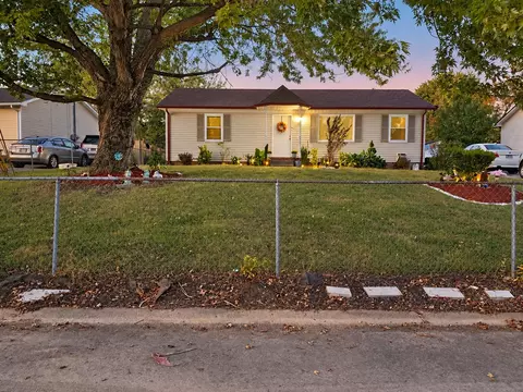 223 Mark Spitz Dr, Clarksville, TN 37042