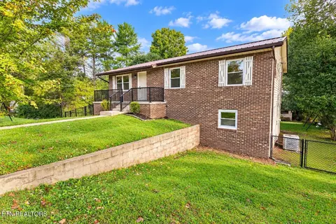 4403 Mace Ln, Knoxville, TN 37938