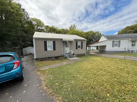 529 Jackson Ave, Maryville, TN 37804