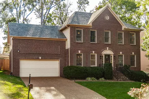 8420 Indian Hills Dr, Nashville, TN 37221