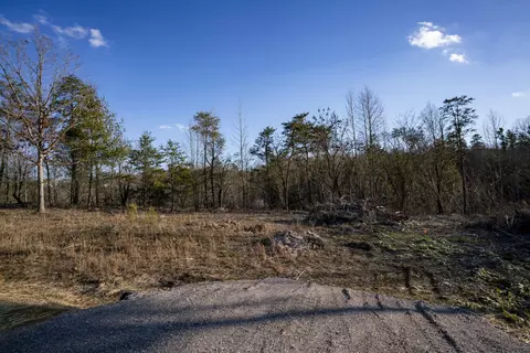 353 Rock Creek Rd, Lookout Mountain, GA 30750