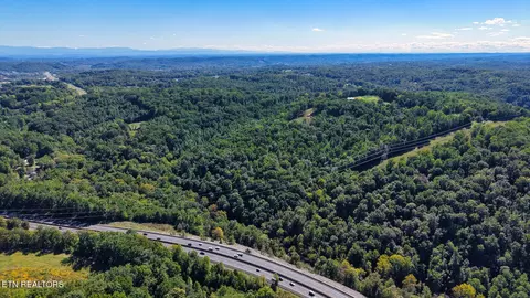 View/Area - 2 Conner Rd, Powell, TN 37849 photo 2 of 5